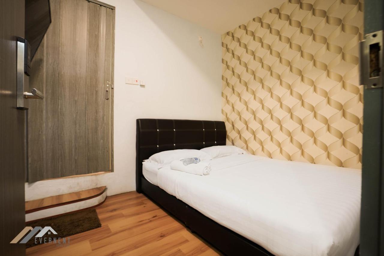 Welcome Inn By Evernent @ Pelita Commercial, Мири Экстерьер фото