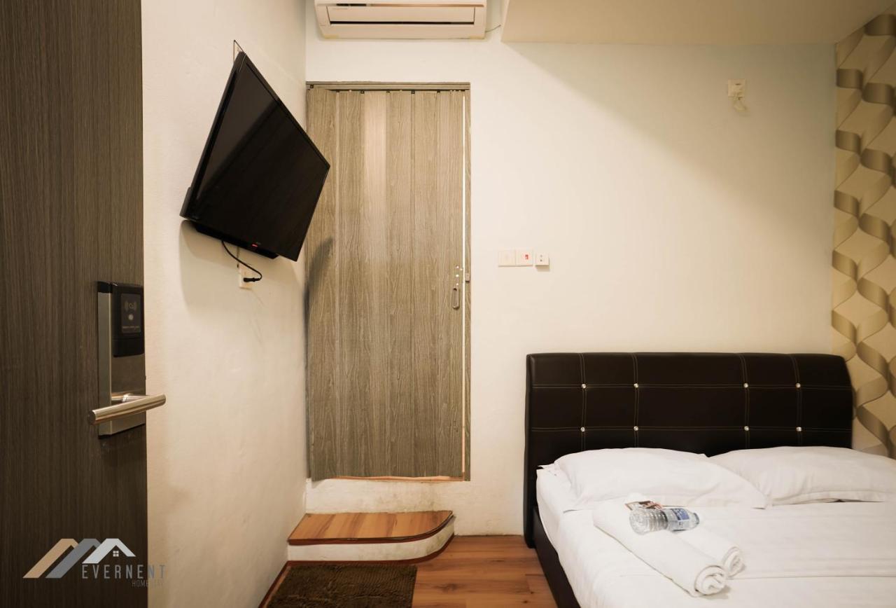 Welcome Inn By Evernent @ Pelita Commercial, Мири Экстерьер фото